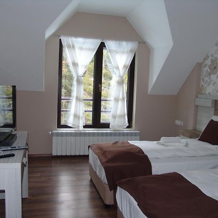 Berghof Eva - Hotel Panichishte Luaran gambar