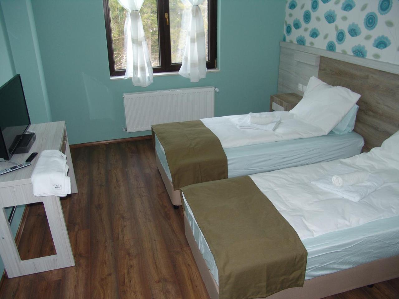 Berghof Eva - Hotel Panichishte Luaran gambar