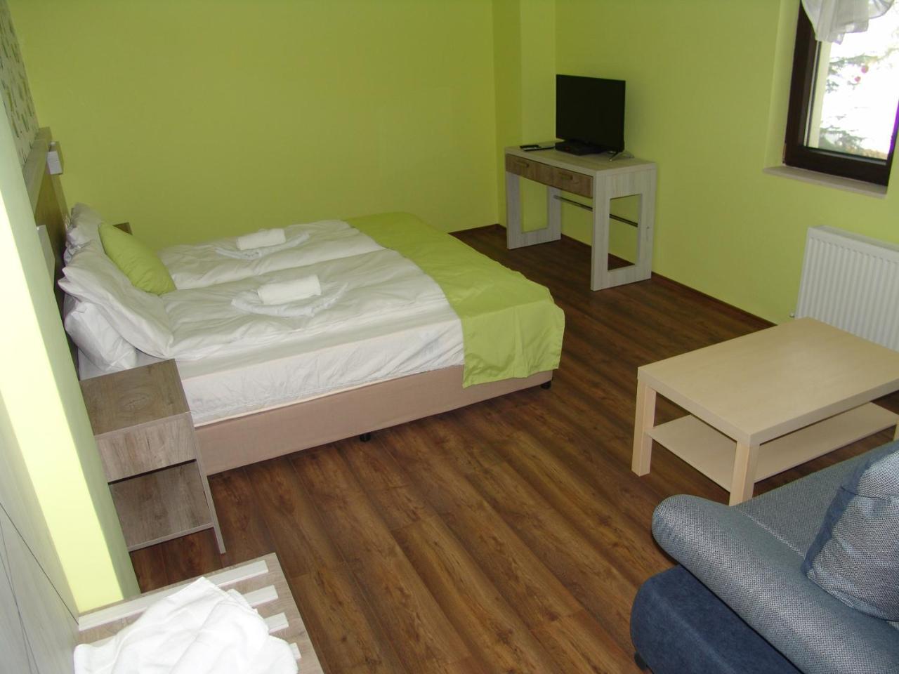 Berghof Eva - Hotel Panichishte Luaran gambar